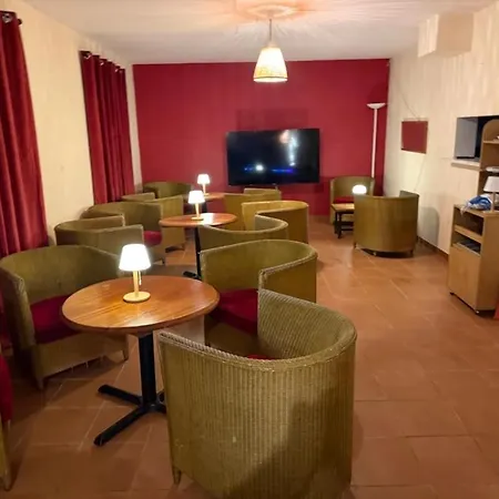 3 Etoiles - Piscine - Ccbfifi